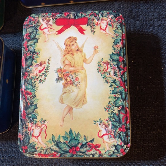 Six Assorted Vintage Gift Tins - Picture 4 of 5